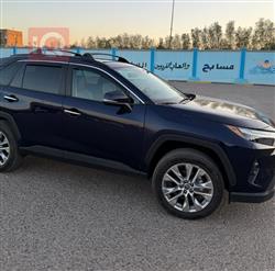 تۆیۆتا ڕاڤ 4